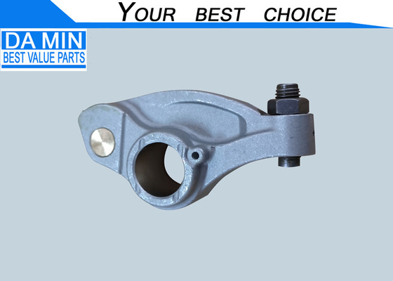 4HF1 4HG1 6HE1 6HH1 Rocker Arm 8970142582 Partes de válvulas de escape de ar