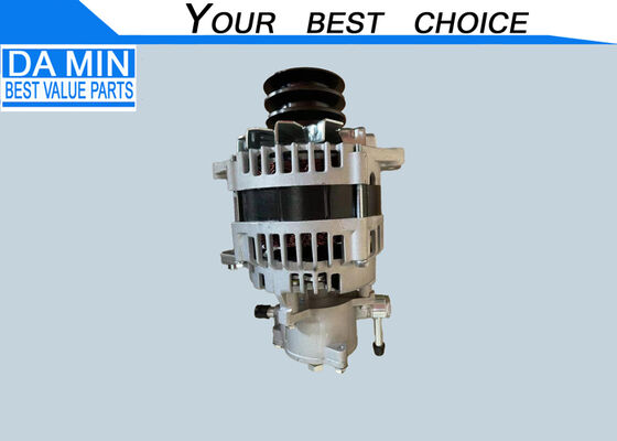 24V 80A Gerador 8973515741 Motor 4HF1 4HG1 4HJ1 Com bomba de vácuo 2 pinos Plug Peças do corpo de alumínio